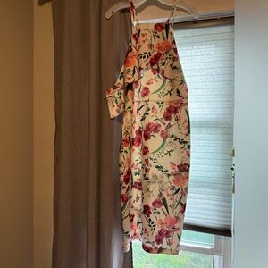 Floral dress with swoop sleeves, never worn